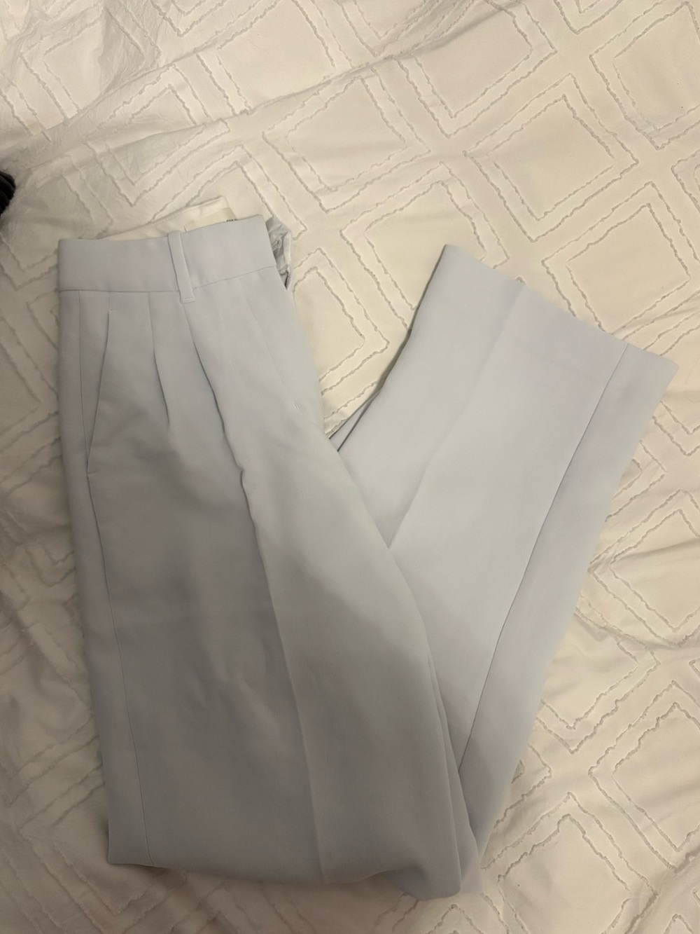 Aritzia effortless pants